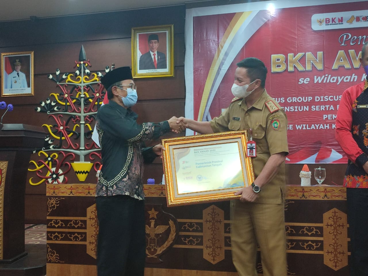Pemprov dan Dua Kabupaten di Kalteng Terima Penghargaan BKN Award 2022
