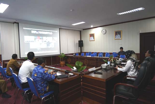 Sahli Gubernur Yuas Elko Ikuti Rakor Pengendalian Inflasi Daerah Bersama Mendagri Secara Virtual