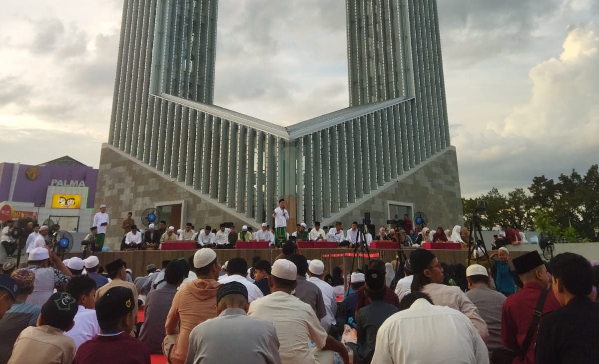 Gubernur H Sugianto Sabran Gelar Buka Puasa Bersama Masyarakat Kota Palangka Raya