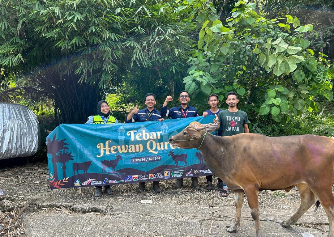 TTA dan PAMA Group Distribusikan Kurban 47 Sapi 4 Kabupaten di Kalteng