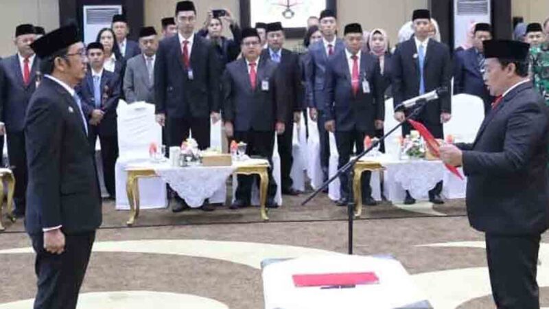 Kukuhkan Kepala BPKP Provinsi Kalteng, Wagub Ajak Seluruh Stakeholders Laksanakan Program Strategis Pembangunan yang Menyentuh Langsung Masyarakat