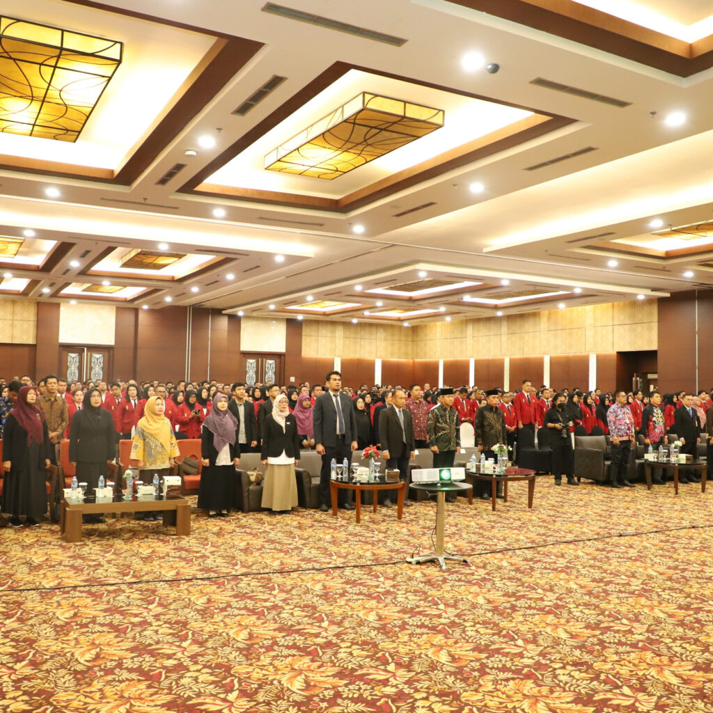 Buktikan Janji Lulus Tepat Waktu, FKIP UMPR Yudisium 534 Mahasiswa