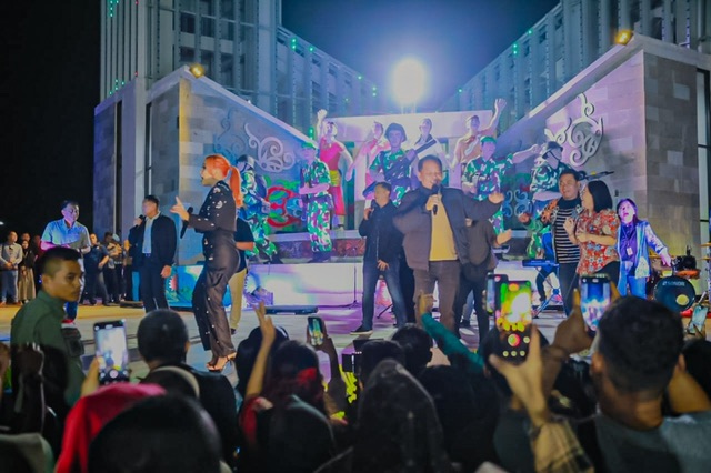 Gubernur Kalteng : Huma Betang Night Adalah Semangat Bersama Jaga Nilai Budaya dan Gerakkan Perekonomian Masyarakat