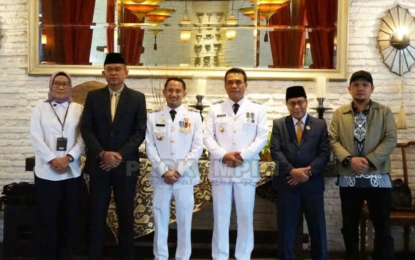 Ketua DPRD Kota Palangka Raya Hadiri Sertijab Wali Kota Palangka Raya