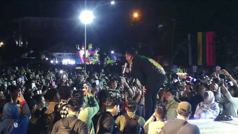 Hadirkan Dua Artis Ibukota, Huma Betang Night Kian Semarak
