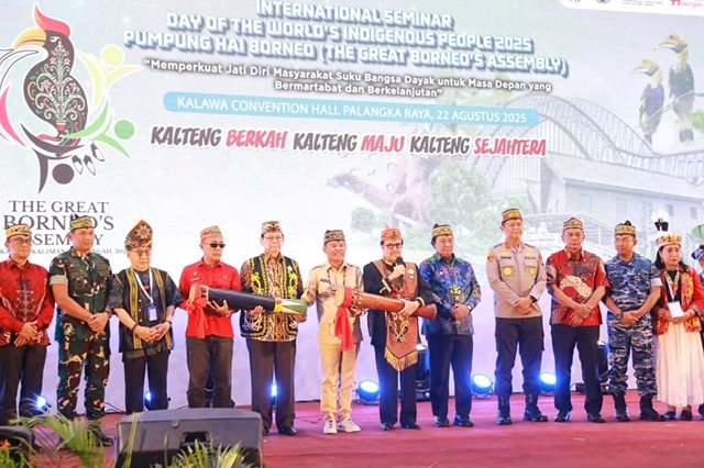 Gubernur Kalteng Buka Seminar Internasional Pumpung Hai Borneo