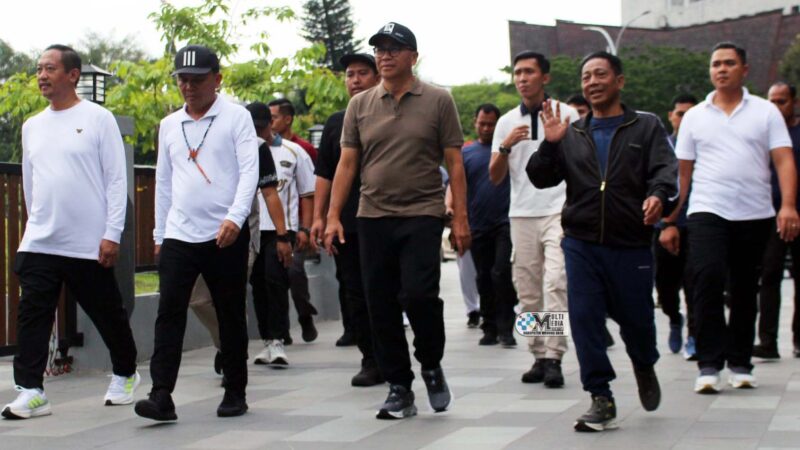 Bupati Mura Jogging Bersama Gubernur Kalteng Keliling Bundaran Besar Palangka Raya