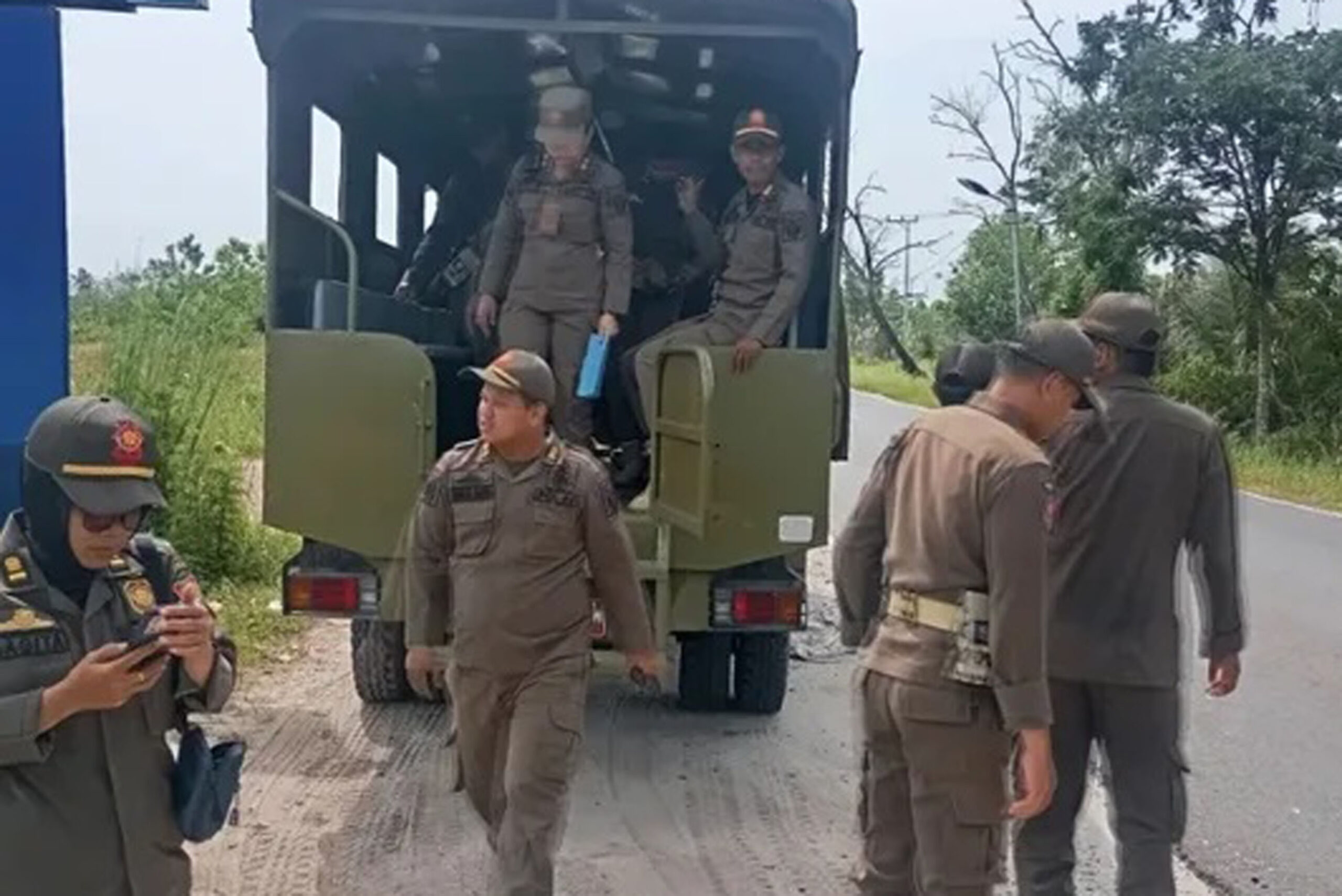 Satpol PP Lakukan Patroli Deteksi Dini Daerah Rawan Karhutla