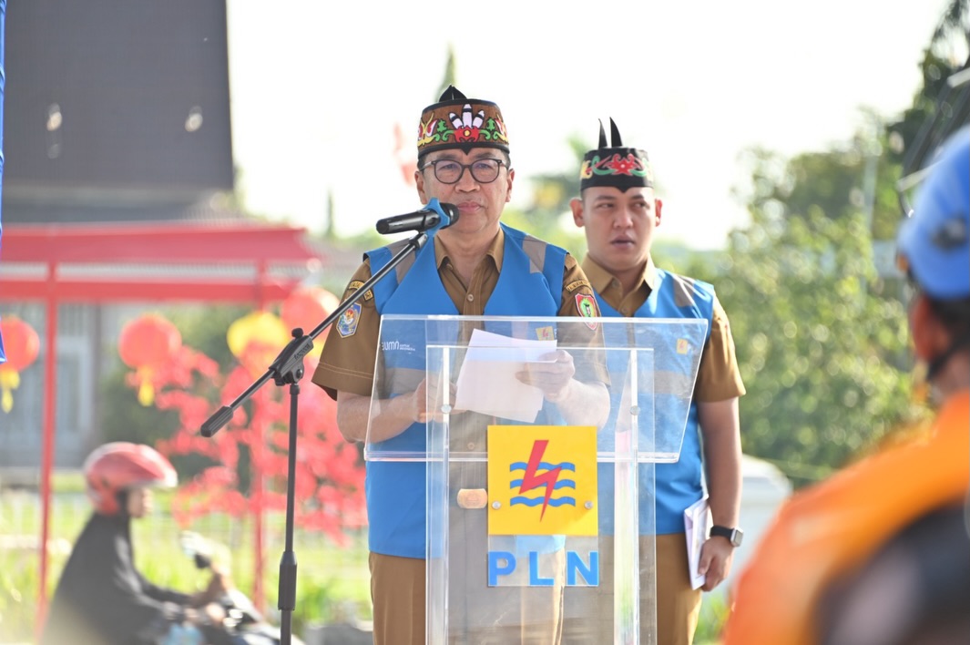 Plt. Sekda Kalteng Sampaikan Peran Strategis Kelistrikan pada Pembukaan Kegiatan Bakti Karya PDKB