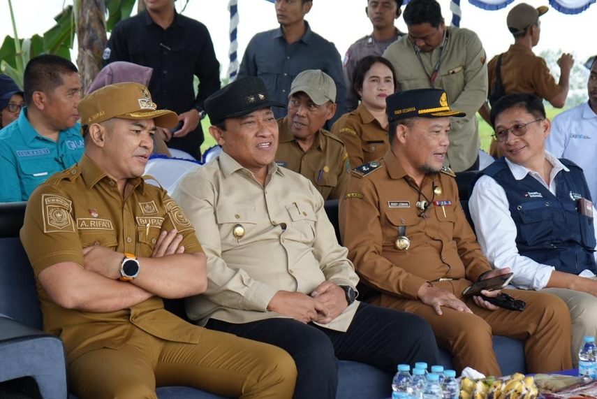 Wagub Kalteng Hadiri Panen Raya Demplot Padi di Lokasi lahan Opla Pulang Pisau