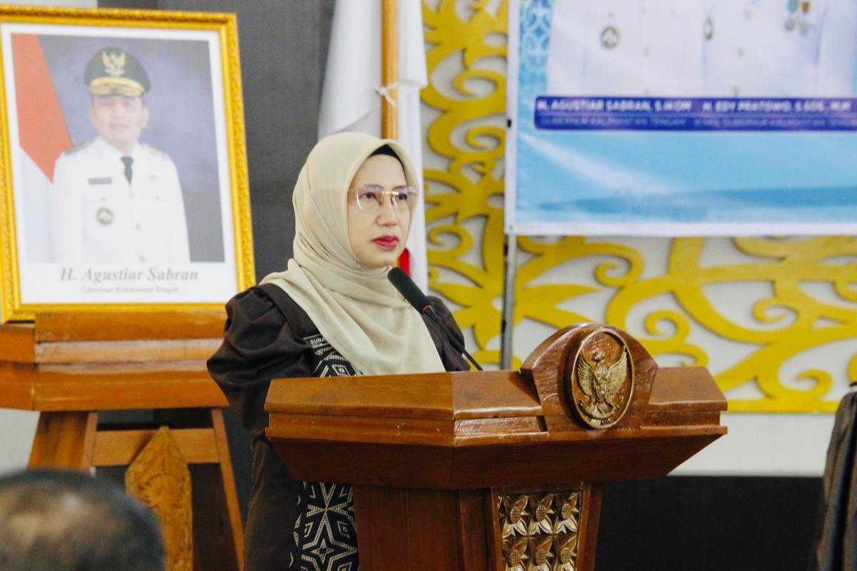 Pemprov Kalteng Tekankan Alumni Latsar CPNS Jadi Agen Perubahan 1 Pemprov Kalteng Tekankan Alumni Latsar CPNS Jadi Agen Perubahan