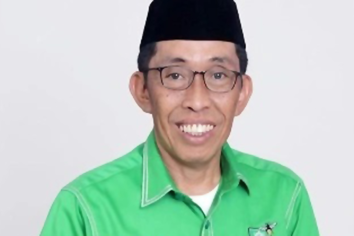 Anggota DPRD Palangka Raya Ingatkan Masyarakat Jangan Gunakan Perhiasan Berlebih di Ruang Publik 1 Anggota DPRD Palangka Raya Ingatkan Masyarakat Jangan Gunakan Perhiasan Berlebih di Ruang Publik