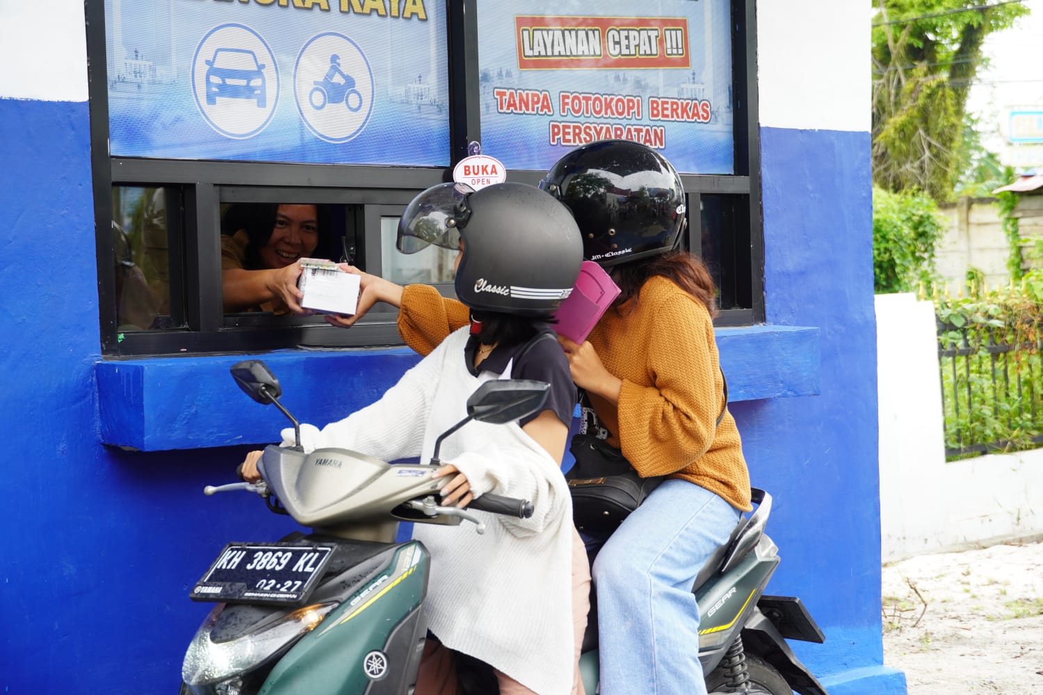 Inovasi Bapenda Kalteng, Bayar PKB Melalui Samsat Drive Thru Jadi Mudah dan Cepat