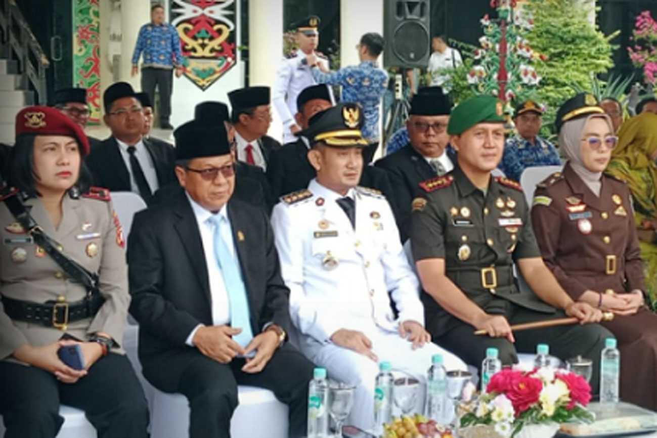 Ketua DPRD Palangka Raya Ikuti Upacara Peringatan Hari Otonomi Daerah ke-XXX dan Peringatan Hari Kartini