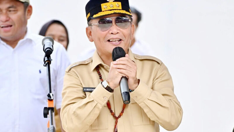 Gelar Pasar Murah, Gubernur Kalteng Gratiskan Paket Sembako di Seruyan
