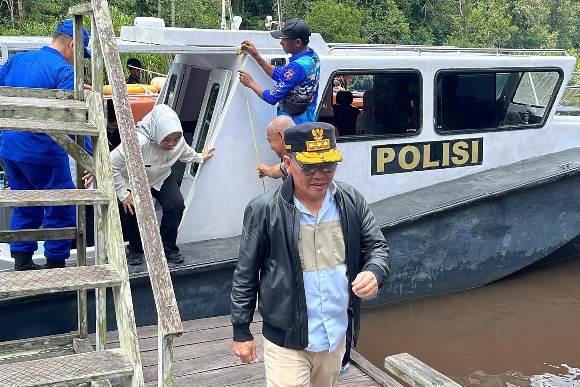 Gubernur Didampingi Ketua TP PKK Kalteng Tinjau Kawasan Wisata Tanjung Puting