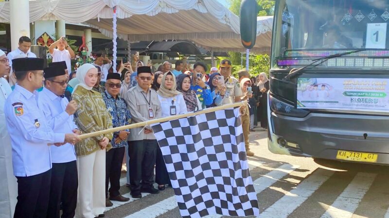 Pelepasan CJH, Subandi Sampaikan Pentingnya Jaga Kesehatan dan Kekhusyukan Selama Menjalankan Ibadah Haji
