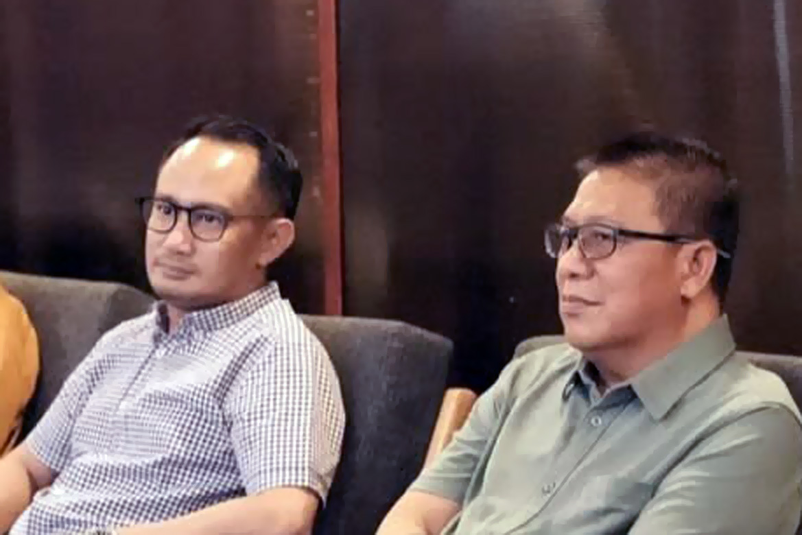Ketua DPRD Hadiri Acara Ngopi Santai Bareng Media dan Komunitas di Palangka Raya 1 Ketua DPRD Hadiri Acara Ngopi Santai Bareng Media dan Komunitas di Palangka Raya