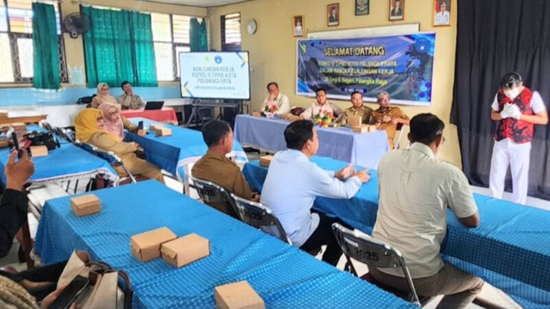Ketua DPRD Bersama Komisi III DPRD Kota Palangka Raya Kunker ke SMPN 6 Palangka Raya