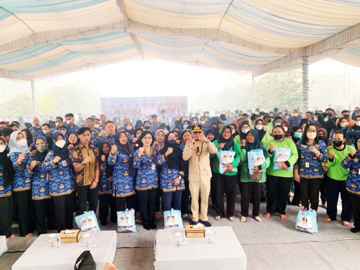 4.000 Paket Sembako Dibagikan, Gubernur Agustiar Sabran Perhatikan PNS Gol I-II, PPPK hingga Tenaga Outsourcing
